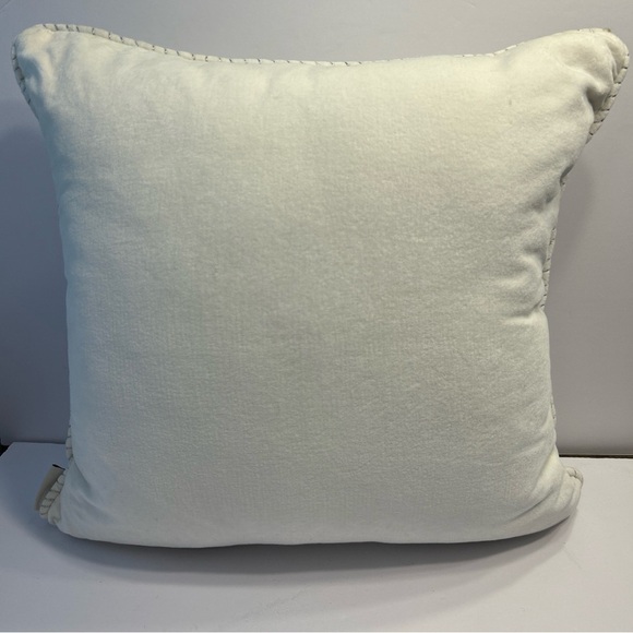 “LET IT SNOW” Large Pillow By Cynthia Rowley Snowflake White Silver Christmas - Picture 7 of 11